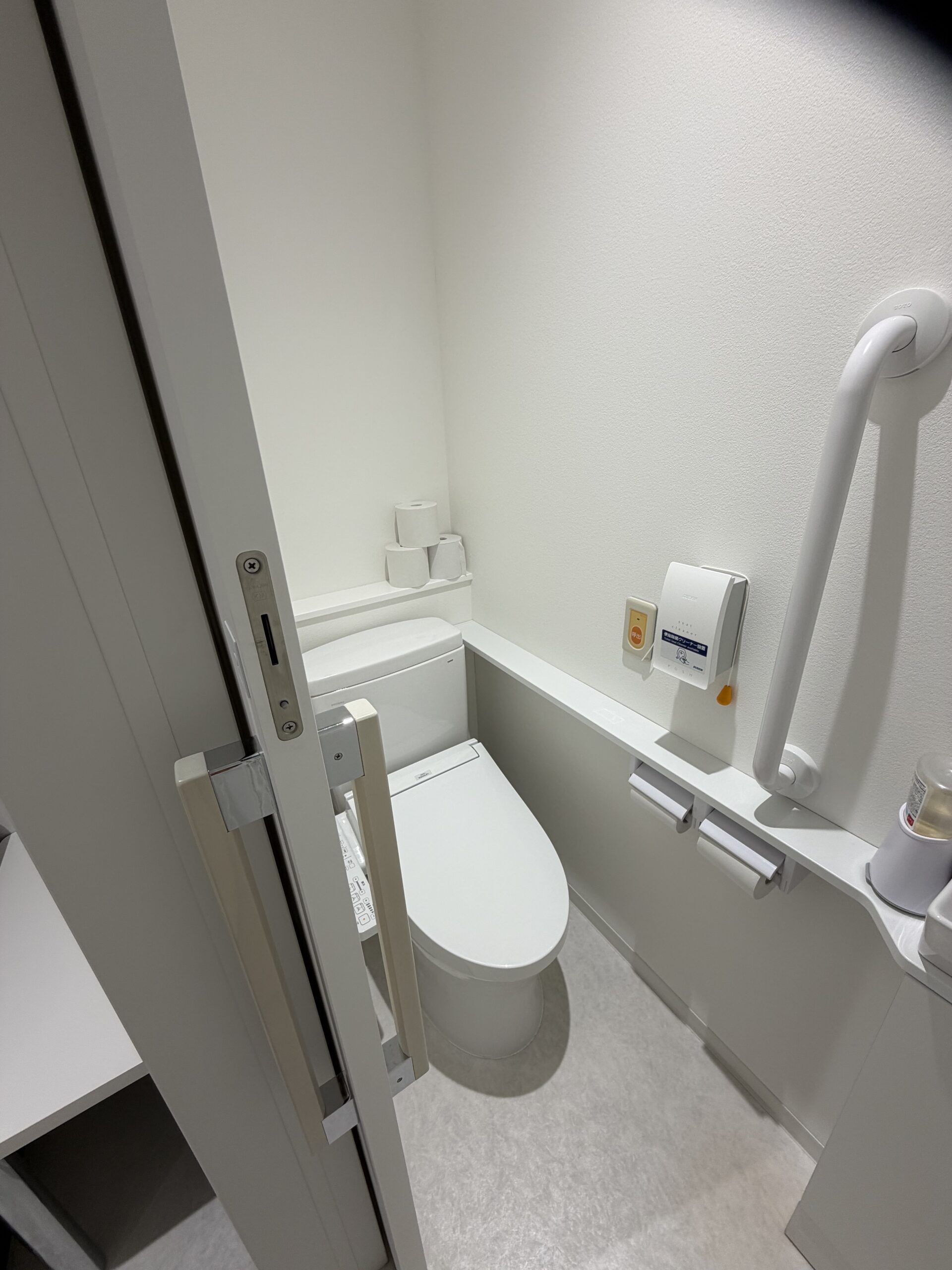 個室内の専用トイレ
